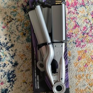 Hot tools deep waver